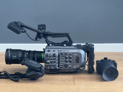 Zdjęcie oferty: Kamera Sony FX9 z Obiektyw Fujinon MK 18-55 T2.9