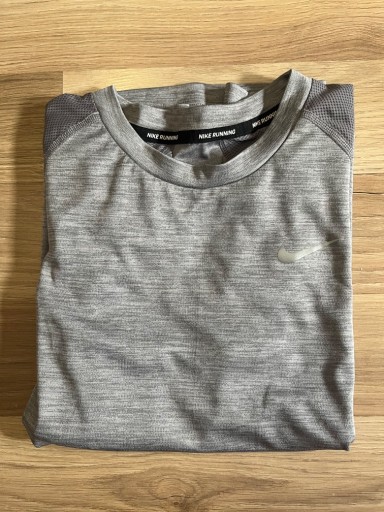 Zdjęcie oferty: Bluzka nike 