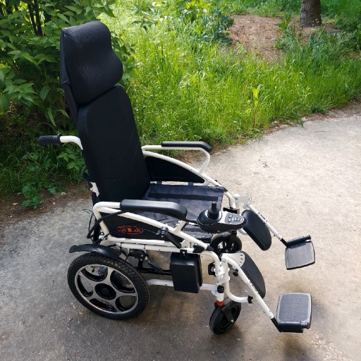 Zdjęcie oferty: wózek inwalidzki elektryczny ANTAR at52313