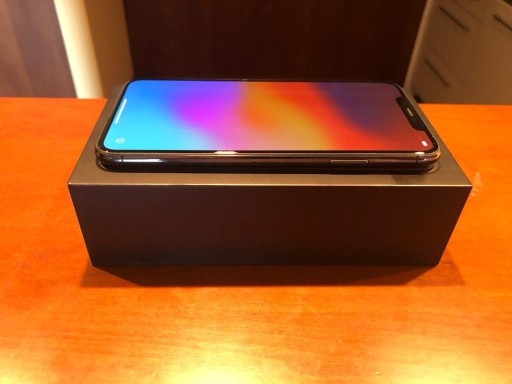 Zdjęcie oferty: iPhone 11 PRO MAX Bateria 100% 2x Leather Case