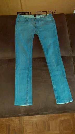 Zdjęcie oferty: damskie Dżinsowe spodnie na co dzień Memphis