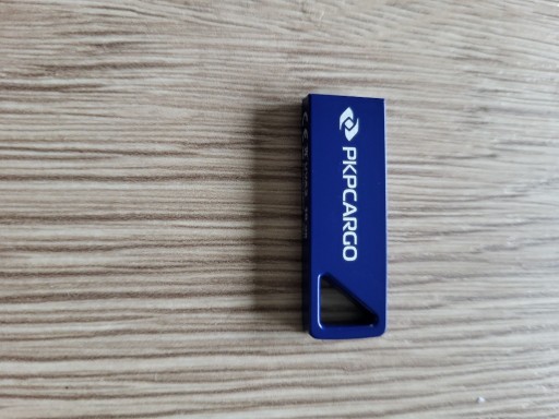 Zdjęcie oferty: PKP CARGO PENDRIVE 16 GB