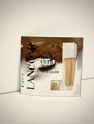 Zdjęcie oferty: LANCOME TEINT IDOLE ULTRA WEAR CARE GLOW 220C 1ML 