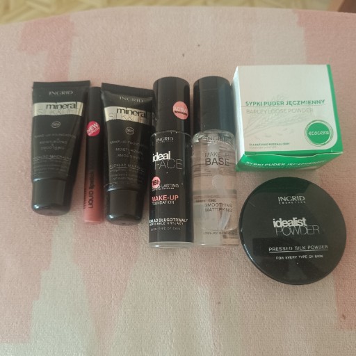 Zdjęcie oferty: Podkłady do twarzy 