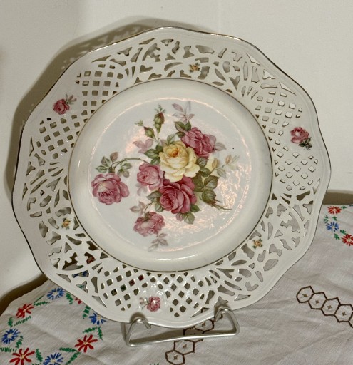 Zdjęcie oferty: Przedwojenna patera azurowa. Bavaria porcelana