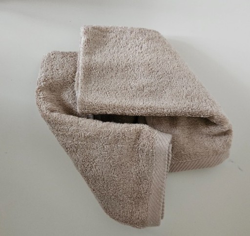 Zdjęcie oferty: Zestaw 2 ręczników bambusowych w kolorze beżowym