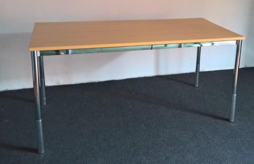 Zdjęcie oferty: Biurko Martela 140 / 80 cm stelaż chrom