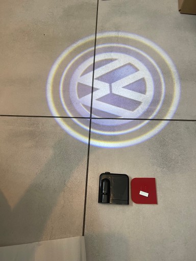 Zdjęcie oferty: Projektor led Volkswagen do drzwi samoch. 2szt
