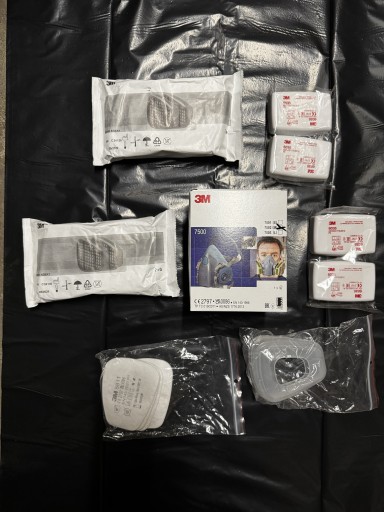 Zdjęcie oferty: Maska półmaska 3M 7500+duży zestaw filtrów 