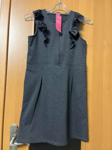 Zdjęcie oferty: Nowa sukienka dziewczęca 152cm