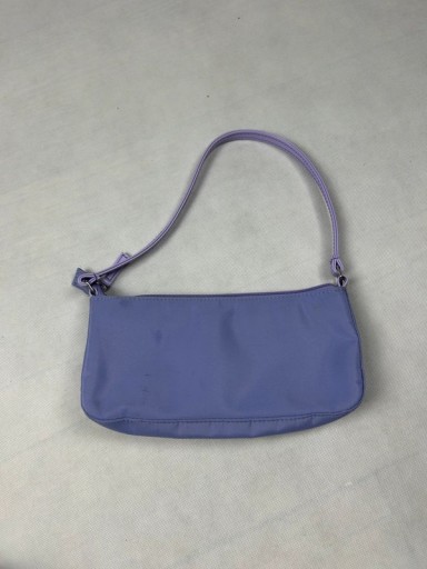 Zdjęcie oferty: Piękna mała fioletowa liliowa torebka torebeczka do ręki elegancka