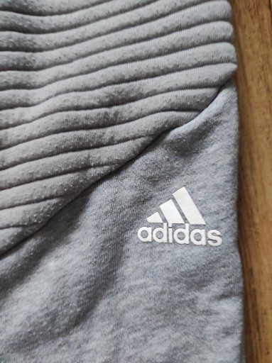 Zdjęcie oferty: Spodnie dresowe damskie szare adidas S/M 13/14 lat