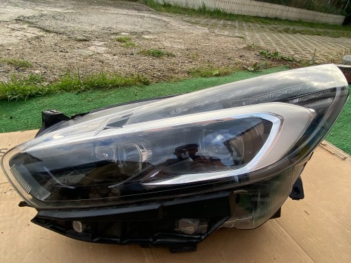 Zdjęcie oferty: Lampa lewa Ford S-MAX MK2 90076253 EM2B-13W030-CH