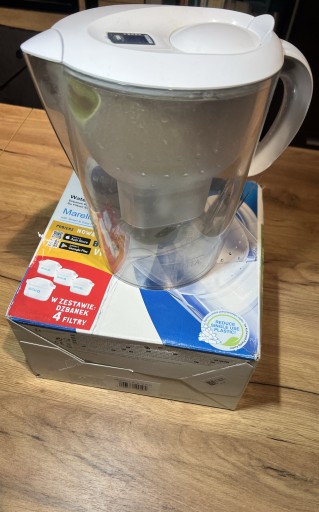 Zdjęcie oferty: Dzbanek filtrujący wodę Brita Marella XL