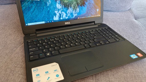 Zdjęcie oferty: szybki Dell Inspiron 15 i3/8GB/256SSD/WIN10/HD4000/IDEALNY na prezent