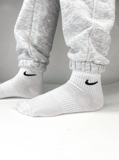 Zdjęcie oferty: Skarpety nike krótki.