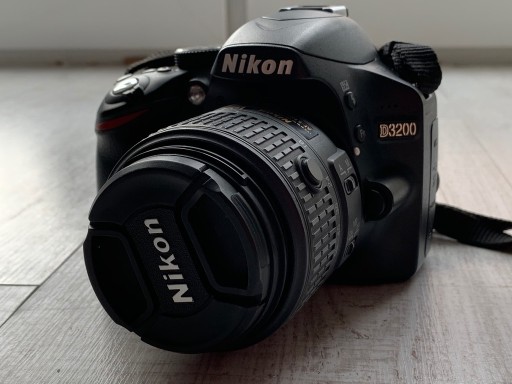 Zdjęcie oferty: NIKON D3200 body+nikkor 18-55+ makro TAMRON 70-300