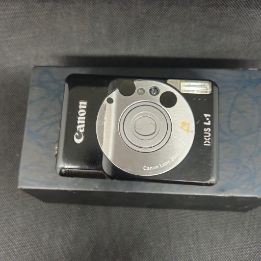 Zdjęcie oferty: Aparat Canon IXUS L-1