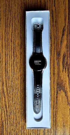 Zdjęcie oferty: Samsung Galaxy Watch 4 40mm Pink Gold LTE