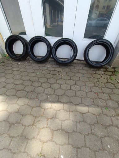 Zdjęcie oferty: Opony zimowe Pirelli Sotto Zero 225/45/18