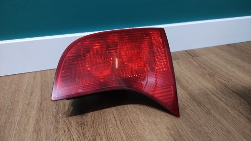 Zdjęcie oferty: Audi A4 B7 Lampa tylna klapy bagażnika avant