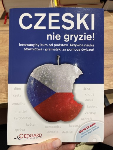 Zdjęcie oferty: Książka „Czeski nie gryzie” + płyta CD