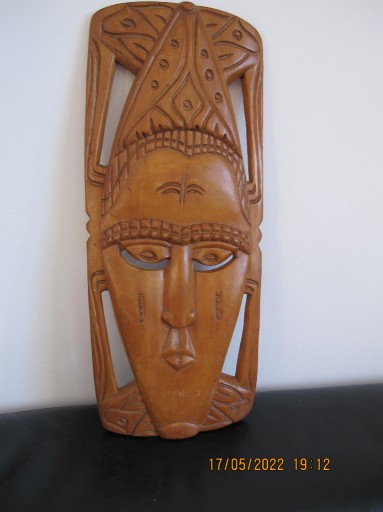 Zdjęcie oferty: Duża maska afrykańska z drewna doussie