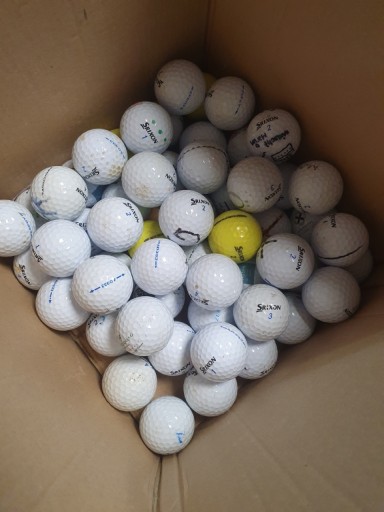 Zdjęcie oferty: Używane piłki golfowe 20 sztuk ad33 SRIXON