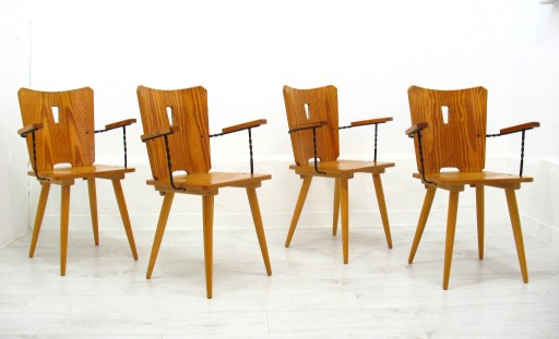 Zdjęcie oferty: Komplet czterech krzeseł, lata 70. 