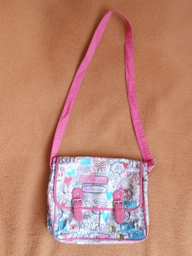 Zdjęcie oferty: Różowa torba na ramię CLARIE'S