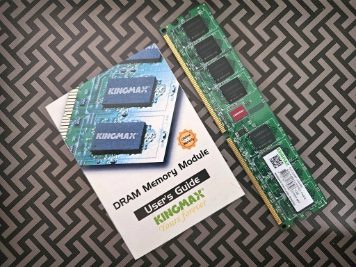 Zdjęcie oferty: Pamięć KINGMAX - 1024 MB DDR2 - PC2-5300 - 667 MHz - folder Kingmax