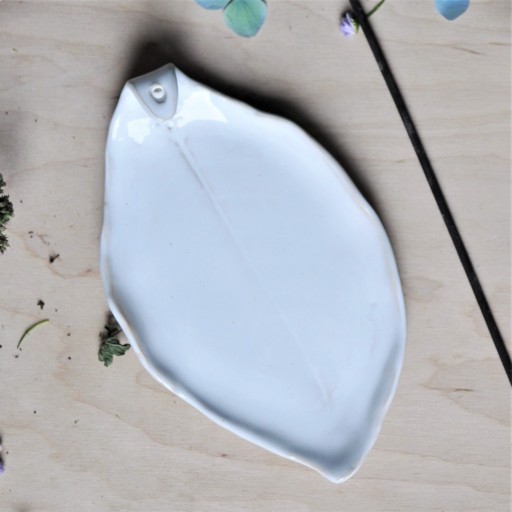 Zdjęcie oferty: Podstawka na kadzidełka liść Biała rękodzieło eko