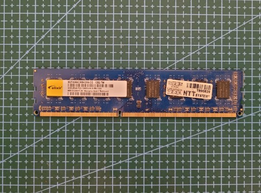 Zdjęcie oferty: Pamięć RAM DDR3 4GB