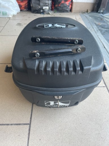 Zdjęcie oferty: Kufer rowerowy M-WAVE na bagażnik 17 L na kluczyk