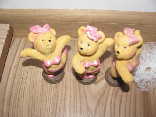 Zdjęcie oferty: trzy misie baletnice miś TEDDIES figurki