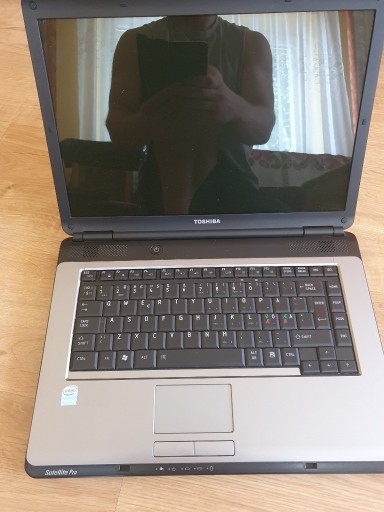 Zdjęcie oferty: Laptop Toshiba satellite pro L300