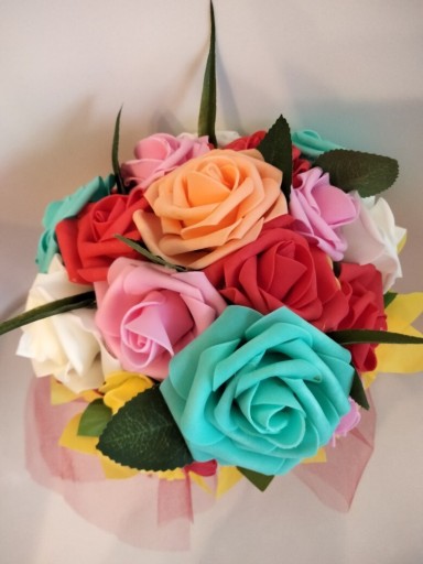 Zdjęcie oferty: Bukiet kwiatów do wazonu,sztuczne, nowe.
