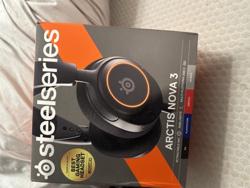 Zdjęcie oferty: SteelSeries Arctis Nova 3 Słuchawki Gamingowe