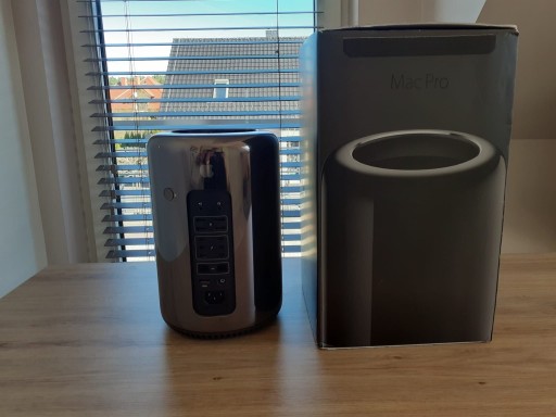 Zdjęcie oferty: Mac Pro Late 2013/D300/Xeon E5/12GB/250GB