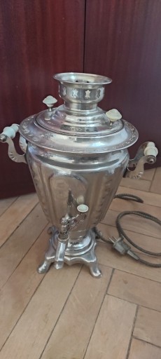 Zdjęcie oferty:  samowar czajnik elektryczny z 1978 roku sprawny 