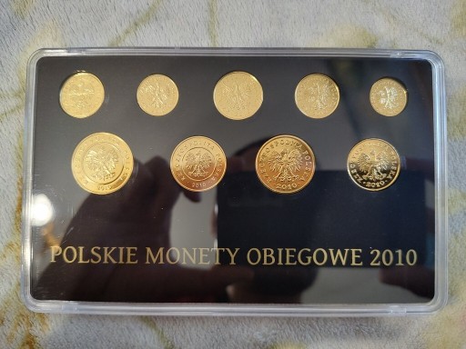 Zdjęcie oferty: Komplet monet obiegowych 2010 w złocie 