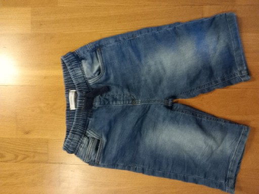 Zdjęcie oferty: Spodenki chłopięce krótkie jeans RESERVED