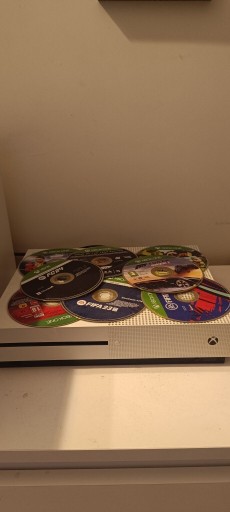 Zdjęcie oferty: Microsoft Xbox One