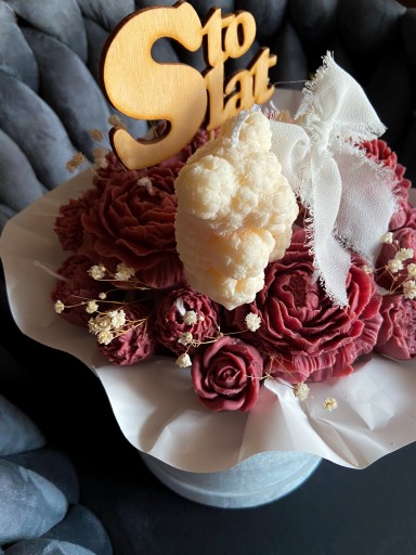 Zdjęcie oferty: Candlebox z okazji urodzin ze świec sojowych