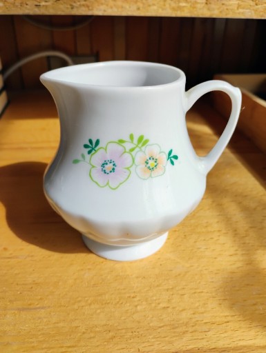 Zdjęcie oferty: mlecznik - porcelana Chodzież 1964 vintage