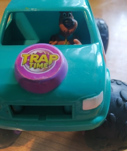 Zdjęcie oferty: Autko zabawka Scooby doo terenówka Trap Time