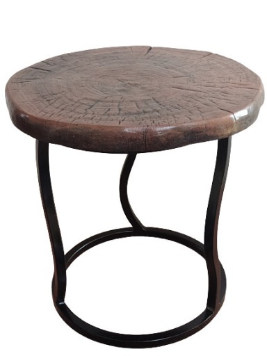 Zdjęcie oferty: stolik imitacja plastra drewna z betonu i stali wy