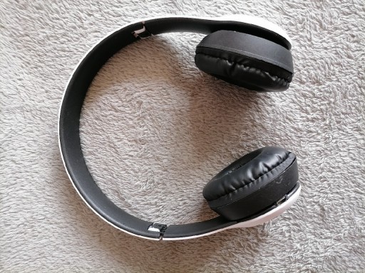 Zdjęcie oferty: NOWE SŁUCHAWKI BLEUTOOTH BIAŁE