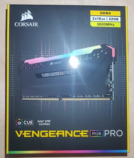 Zdjęcie oferty: Corsair Vengeance RGB PRO DDR4 32GB 3600Mhz - nowa