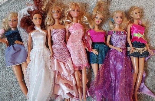 Zdjęcie oferty: Używane lalki Barbie